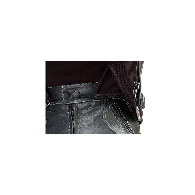 Spojení s kalhotami celoobvodovým zipem